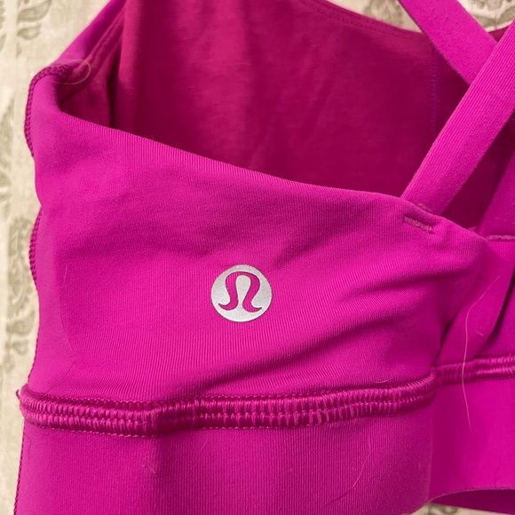 Lululemon sports bra size 8 - Picture 3 of 3